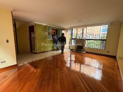 Casa en venta en Gratamira, Bogotá · foto 7 de 19