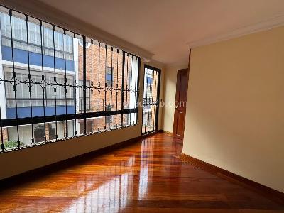 Casa en venta en Gratamira, Bogotá · foto 9 de 19