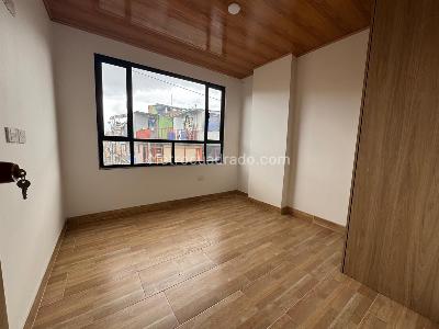 Casa de 3 alcobas en venta en San Antonio Engativa, Bogotá, 216 m² · foto 2 de 16