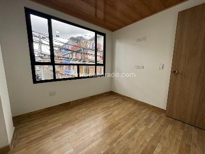 Casa de 3 alcobas en venta en San Antonio Engativa, Bogotá, 216 m² · foto 8 de 16