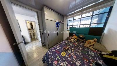 Casa de 5 alcobas en venta en Autopista Medellin, Bogotá, 216 m² · foto 10 de 20