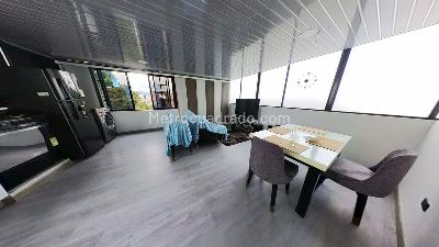 Casa de 5 alcobas en venta en Autopista Medellin, Bogotá, 216 m² · foto 3 de 20