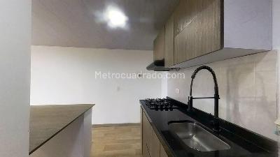 Apartamento en venta en Fontibon El Vergel, Bogotá · foto 7 de 10
