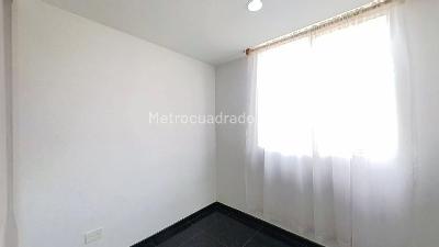 Apartamento de 3 alcobas en venta en Siete Trejos, Funza, 60 m² · foto 4 de 19