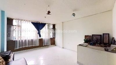 Casa de 3 alcobas en venta en Santa Lucia, Bogotá, 129 m² · foto 3 de 17