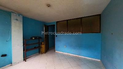 Casa de 3 alcobas en venta en Santa Lucia, Bogotá, 129 m² · foto 2 de 17