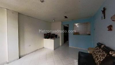 Casa de 3 alcobas en venta en Santa Lucia, Bogotá, 129 m² · foto 8 de 17