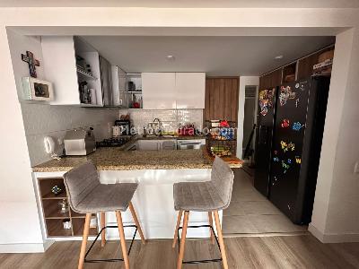 Apartamento de 3 alcobas en venta en Gran Granada, Bogotá, 108 m² · foto 5 de 20