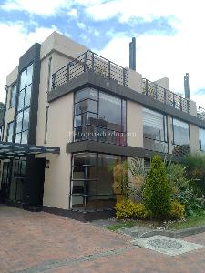Casa en Arriendo, Condominio Avalon Hills, Chía