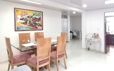 Casa de 5 alcobas en venta en El Carmen, Bogotá, 224 m² · foto 2 de 20