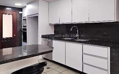 Apartamento en venta en Los Rosales, Bogotá · foto 6 de 20