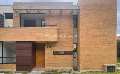 Casa de 3 alcobas en venta en Cajica, Cajicá, 173 m² · foto 3 de 8