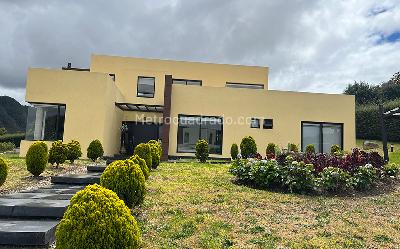 Casa en venta en La Calera, La Calera · foto 2 de 20