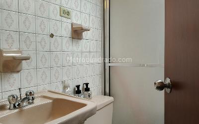 Casa en arriendo en Los Rosales, Bogotá · foto 16 de 17