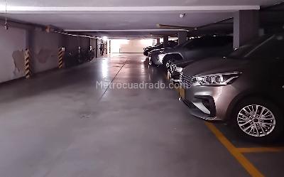 Casa de 4 alcobas en venta en El Contador, Bogotá, 245 m² · foto 17 de 20