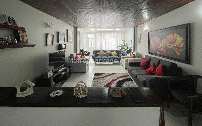 Casa de 5 alcobas en venta en San Nicolas, Bogotá, 290 m² · foto 3 de 16