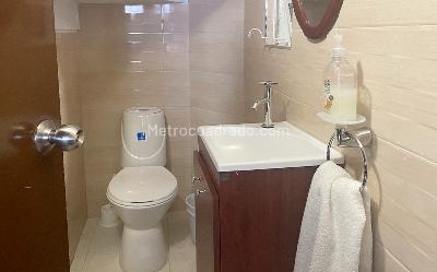Casa de 5 alcobas en venta en San Nicolas, Bogotá, 290 m² · foto 14 de 16