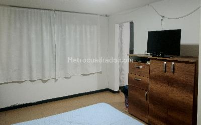 Casa de 5 alcobas en venta en La Serafina, Bogotá, 535 m² · foto 13 de 17