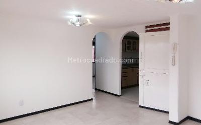 Apartamento de 3 alcobas en venta en Favidi, Bogotá, 54 m² · foto 4 de 14