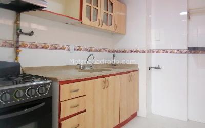 Apartamento de 3 alcobas en venta en Favidi, Bogotá, 54 m² · foto 6 de 14
