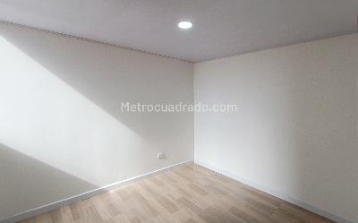 Apartamento de 3 alcobas en venta en Libertad, Bogotá, 48 m² · foto 6 de 13