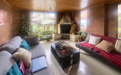 Casa de 3 alcobas en venta en Chilacos, Chía, 146 m² · foto 2 de 20