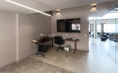 Casa de 5 alcobas en venta en Bosque Calderon, Bogotá, 384 m² · foto 3 de 19