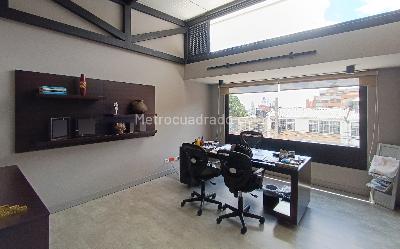 Casa de 5 alcobas en venta en Bosque Calderon, Bogotá, 384 m² · foto 4 de 19