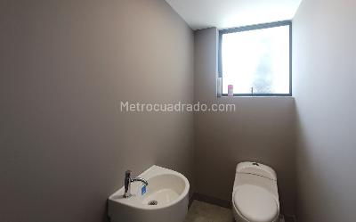 Casa de 5 alcobas en venta en Bosque Calderon, Bogotá, 384 m² · foto 14 de 19