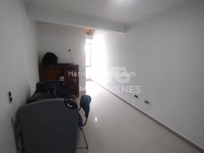 Apartamento de 5 alcobas en venta en Laureles, Medellín, 170 m² · foto 16 de 18