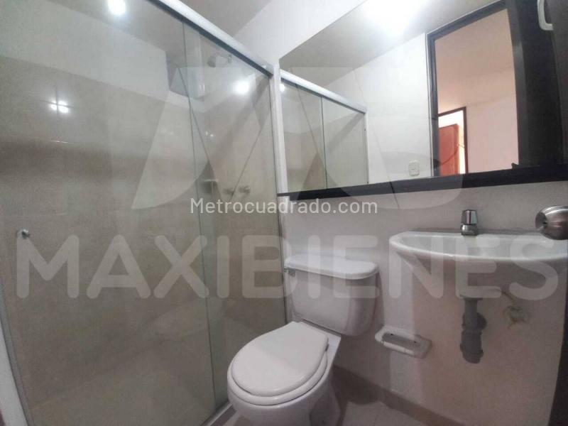 2BR Apartment in Calasanz with Amenities - 3
