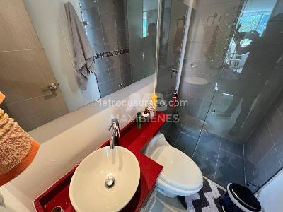 Apartamento en arriendo en Loma Del Esmeraldal, Envigado · foto 13 de 15
