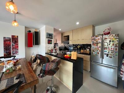 Apartamento en arriendo en Loma Del Esmeraldal, Envigado · foto 3 de 15