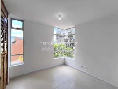 Apartamento de 3 alcobas en arriendo en La Aguacatala, Medellín, 75 m² · foto 10 de 15
