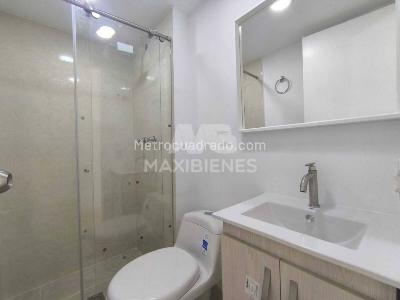 Apartamento de 3 alcobas en arriendo en La Aguacatala, Medellín, 75 m² · foto 13 de 15