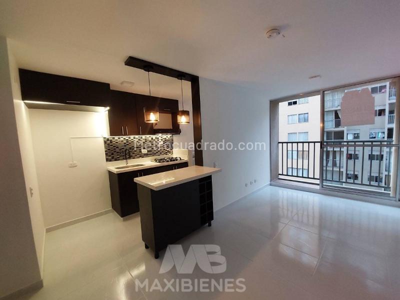 Apartamento cómodo de 3 alcobas en La Misericordia, Copacabana - 2