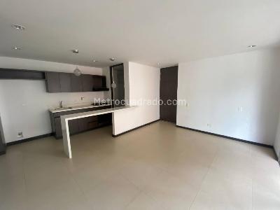Apartamento en arriendo en Las Palmas, Medellín · foto 3 de 16