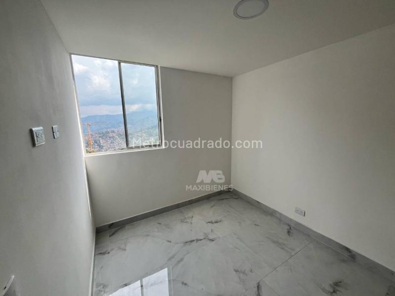 Cozy 3BR Apartment in Pajarito - 3