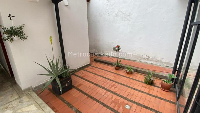Apartamento de 5 Alcobas con 5 Baños y 2 Parqueaderos en Laureles - 5