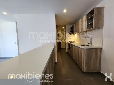 Apartamento de 3 alcobas en arriendo en Ciudad Del Rio, Medellín, 95 m² · foto 4 de 20