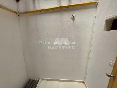 Casa de 3 alcobas en venta en Pajarito, Medellín, 80 m² · foto 6 de 14