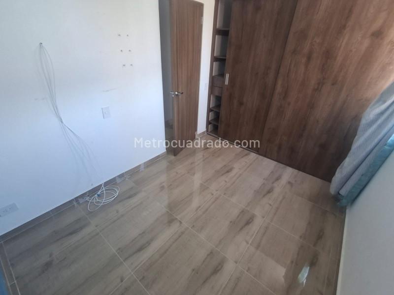 Apartamento en Arriendo de 2 Alcobas en La Aurora (47 m²) - 3