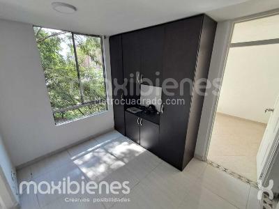 Apartamento de 2 alcobas en arriendo en Calasanz, Medellín, 53 m² · foto 5 de 8