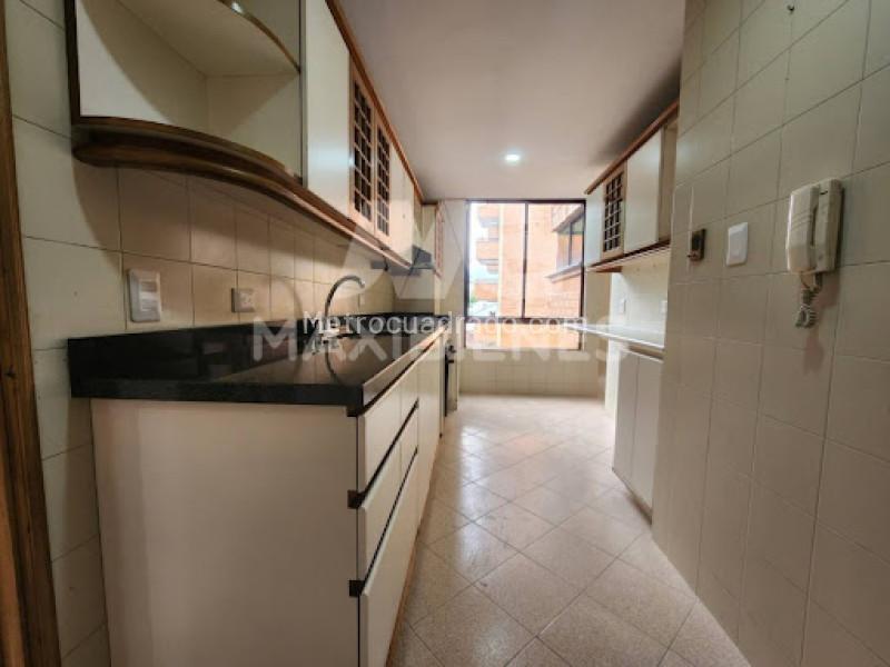 Apartamento Elegante de 3 Alcobas con Seguridad 24h en Santa María de los Ángeles - 7