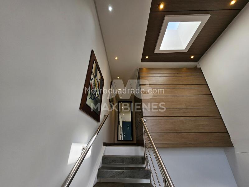 2BR Apartment with Balcony in Conquistadores