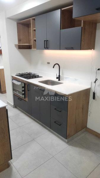 Apartamento de 2 Alcobas con Balcón y Servicios en Calasanz - 5