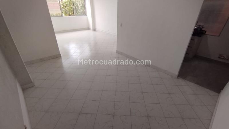 Spacious 3BR Apartment in La Castellana - 5