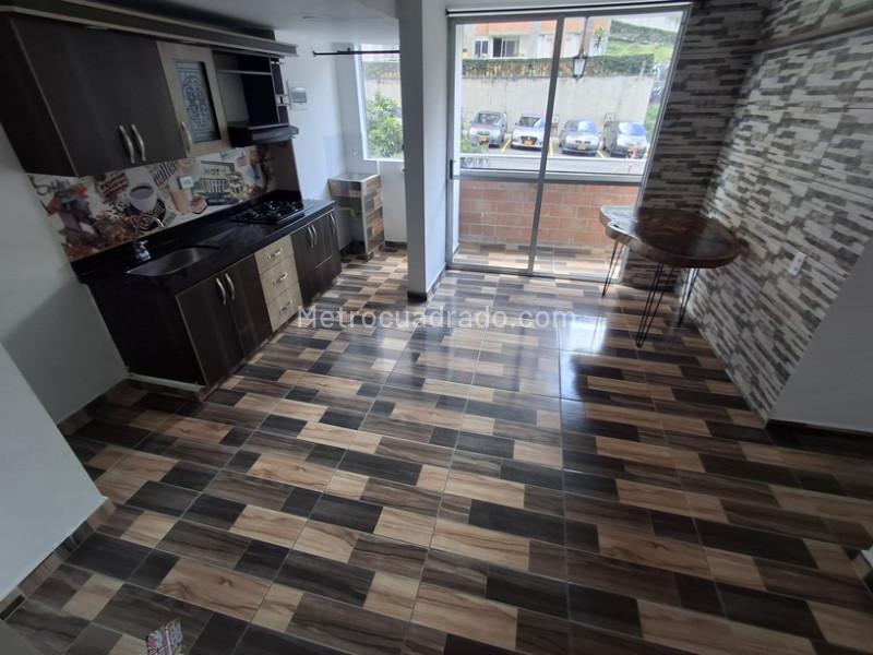 Apartamento en Arriendo de 2 Alcobas en La Aurora - 4