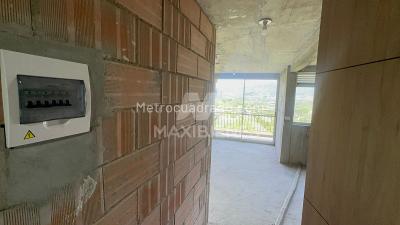 Apartamento de 1 alcoba en venta en Niquia, Bello, 40 m² · foto 10 de 17