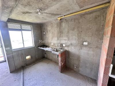 Apartamento de 1 alcoba en venta en Niquia, Bello, 40 m² · foto 14 de 17